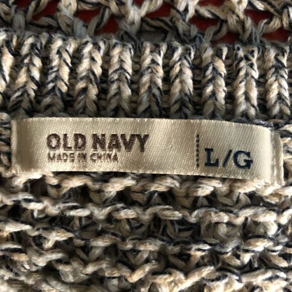 Old Navy  Round Neck Loose Knit Sweater - Picture 6 of 7